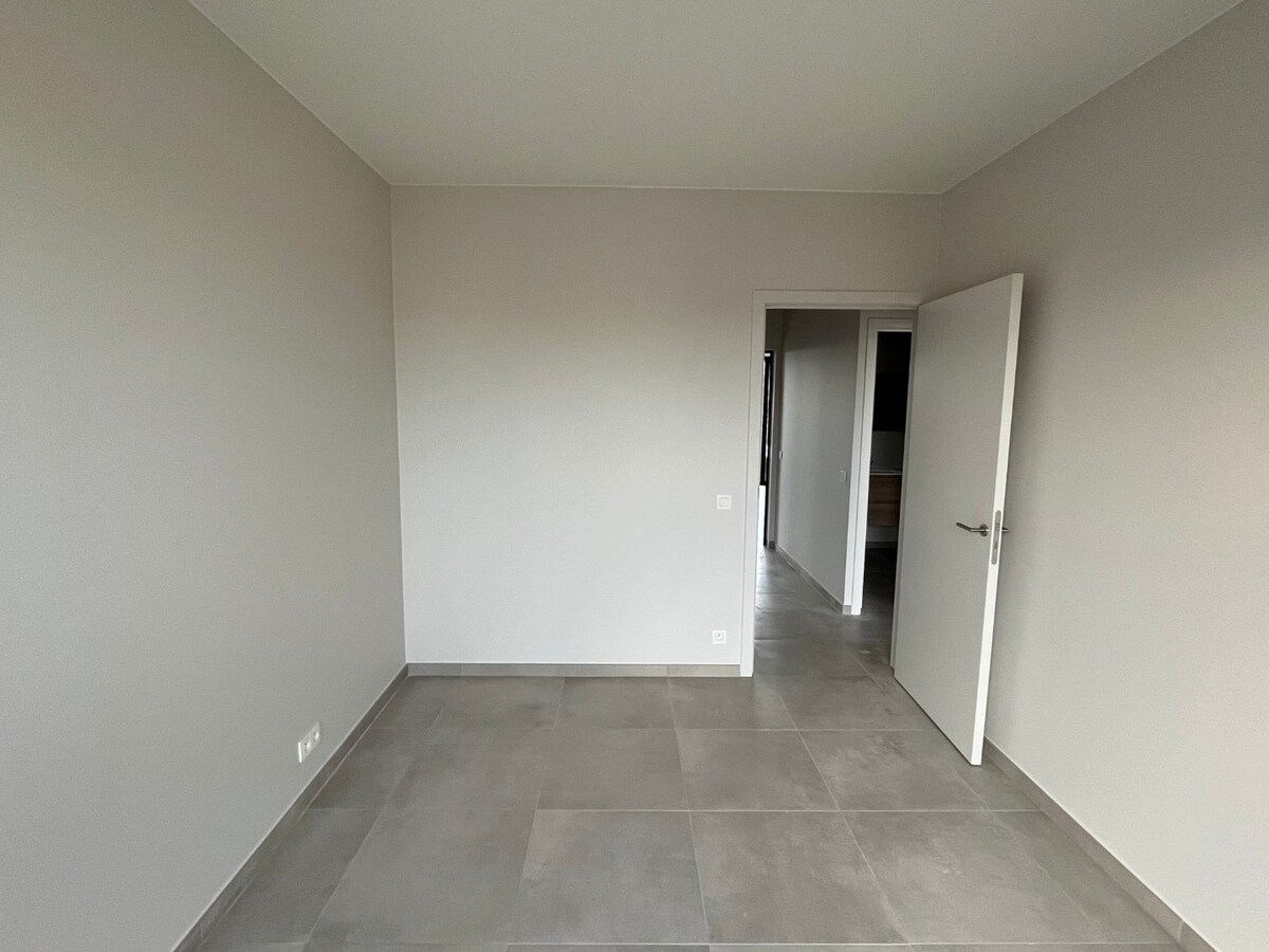 Nieuw, luxueus afgewerkt BEN-penthouse 