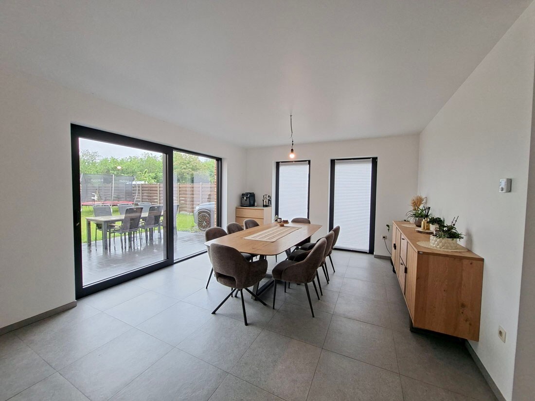 Stijlvolle nieuwbouw woning te Peer 