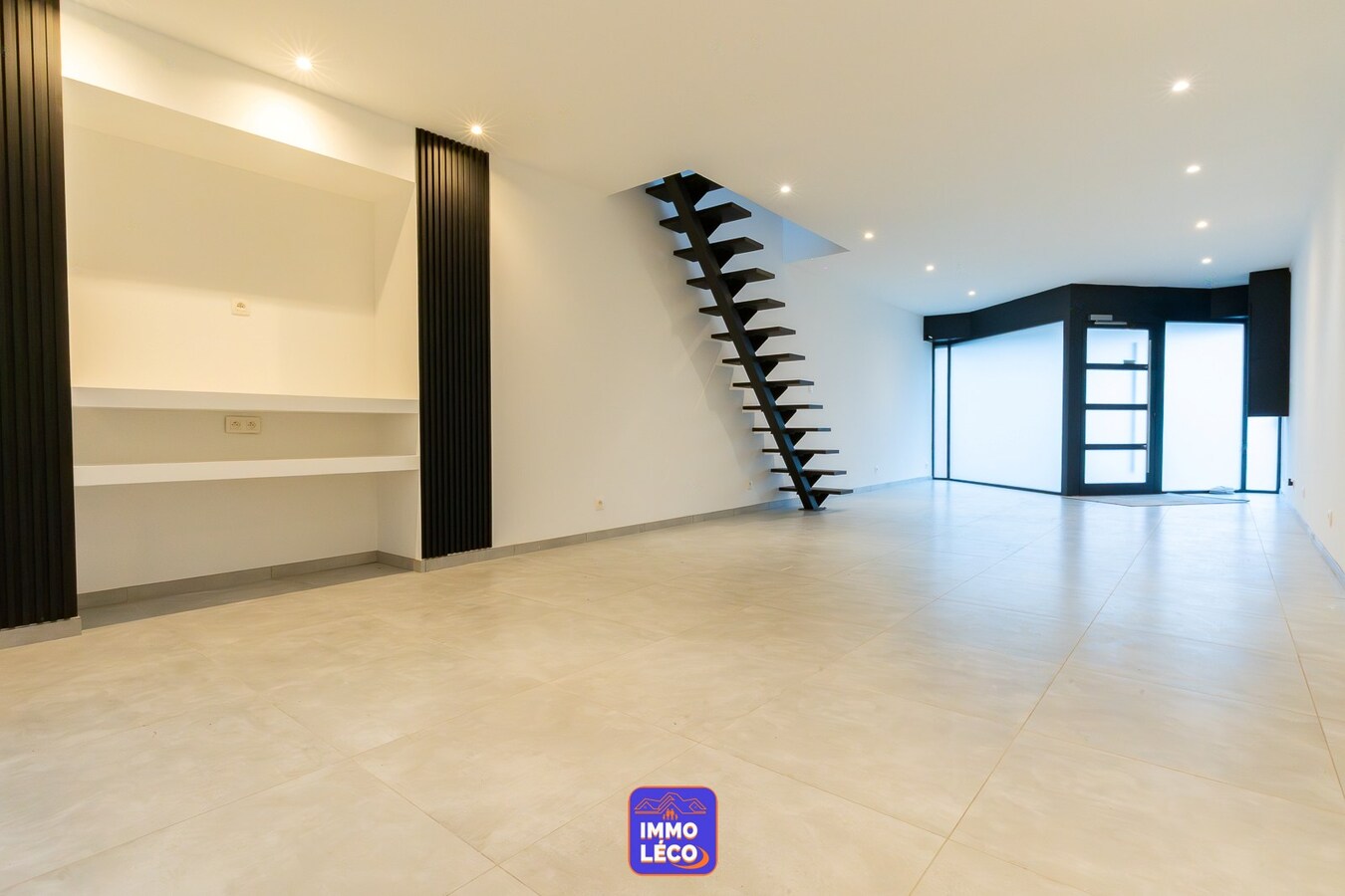 Maison moderne fraîchement rénovée avec jardin ! 