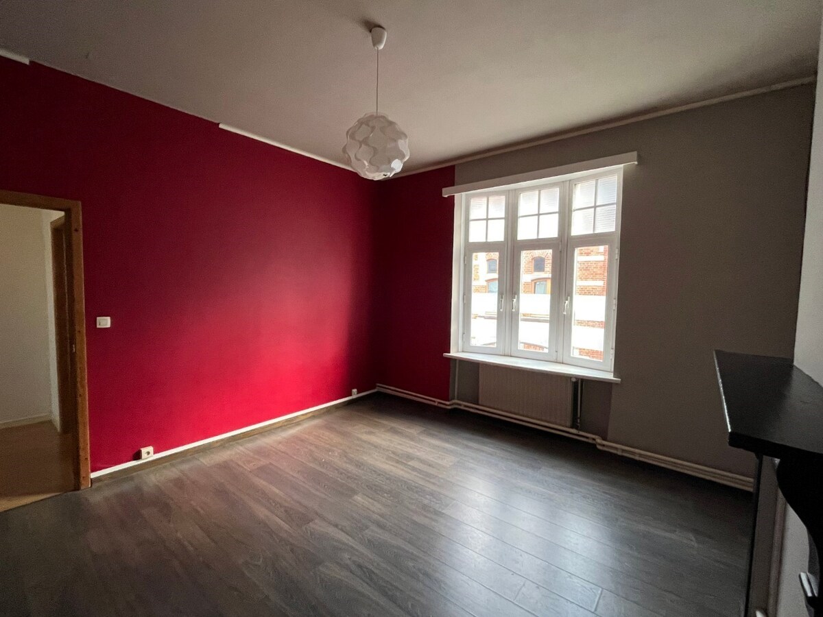 Ruime, energiezuinige gesloten bebouwing in centrum Gavere 