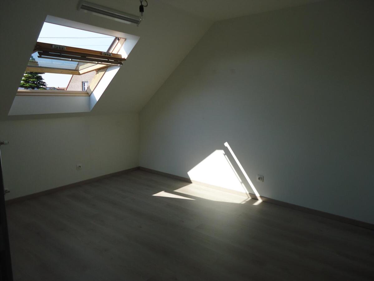 Ruime nieuwbouwwoning met zongerichte tuin en 3 slaapkamers 