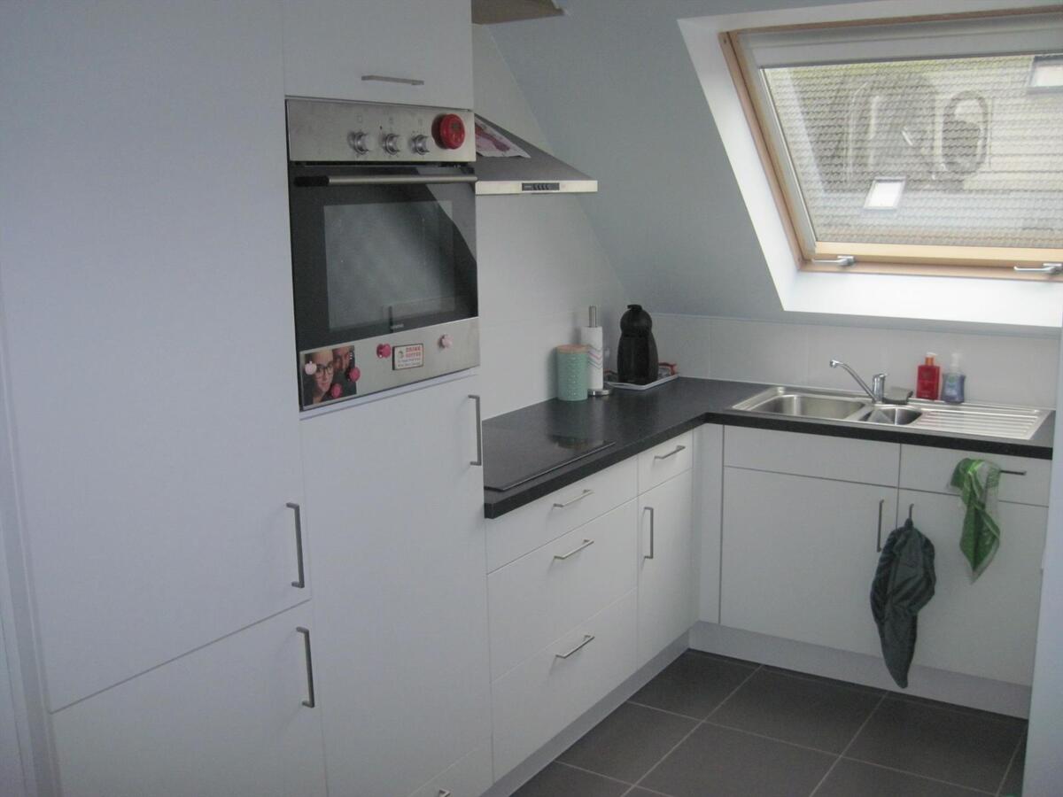 Duplex-appartement mét garage. 