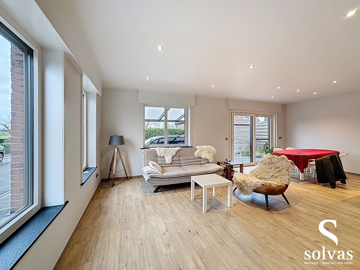 Instapklare energiezuinige nieuwbouwwoning op rustige ligging 