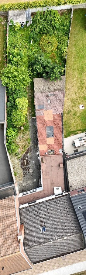 Ruime woning met 5 slaapkamers, tuin en garage in Wingene 