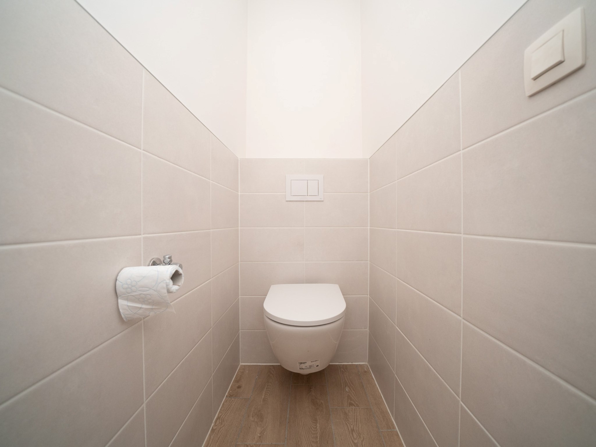 Nieuwbouw 1-kamer appartement met parking, kelder &amp; terras 