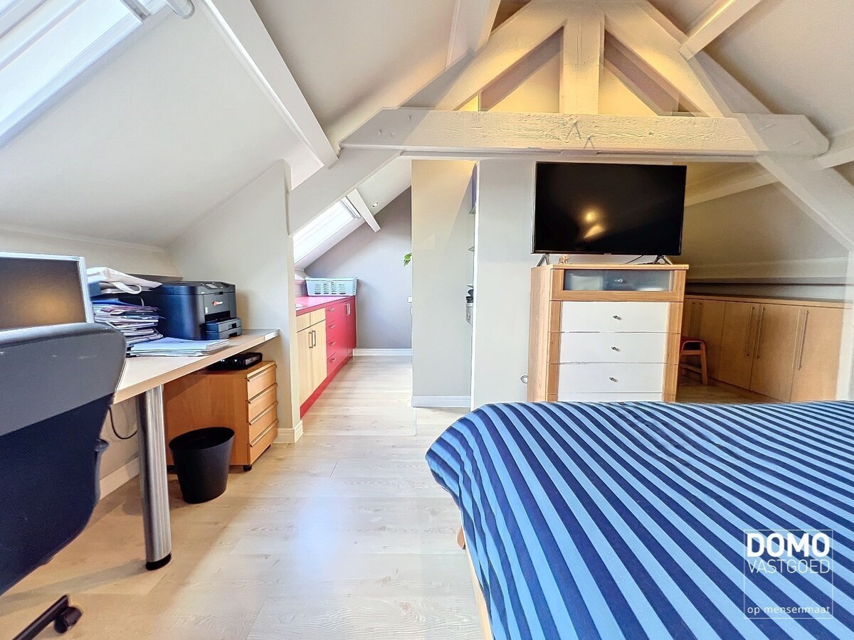 Multifunctioneel handelspand, gunstig gelegen met veel parkeergelegenheid en energielabel C 