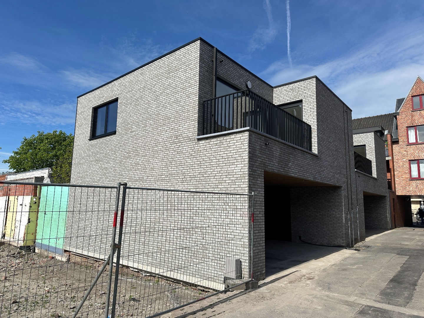 Instapklaar energiezuinig nieuwbouwappartement met mooi zonneterras, Torhout 