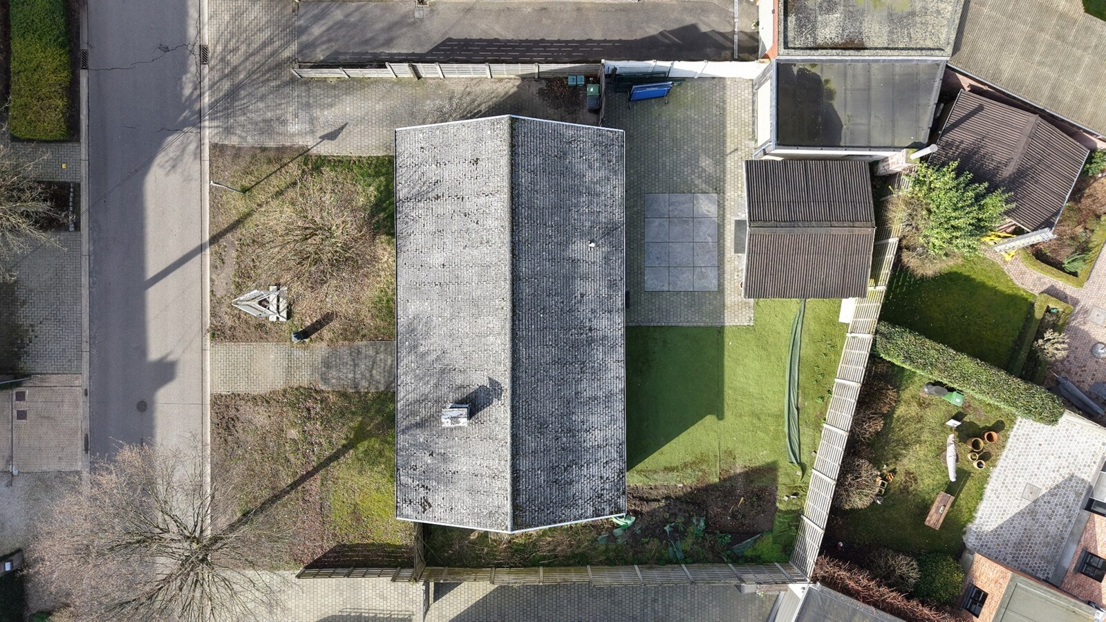 Op te frissen open bebouwing in het centrum van Sint-Antonius 