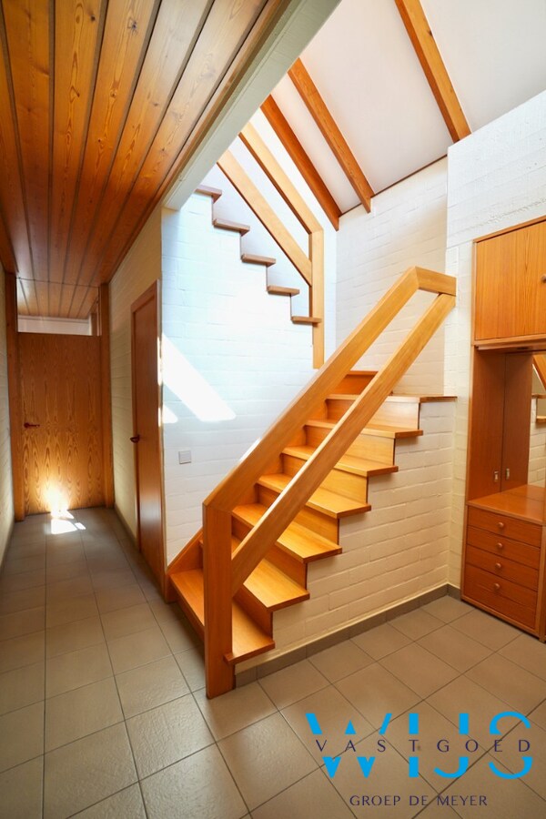 WIJS woonhuis op ideaal perceel van 738m² te Rieme ! 