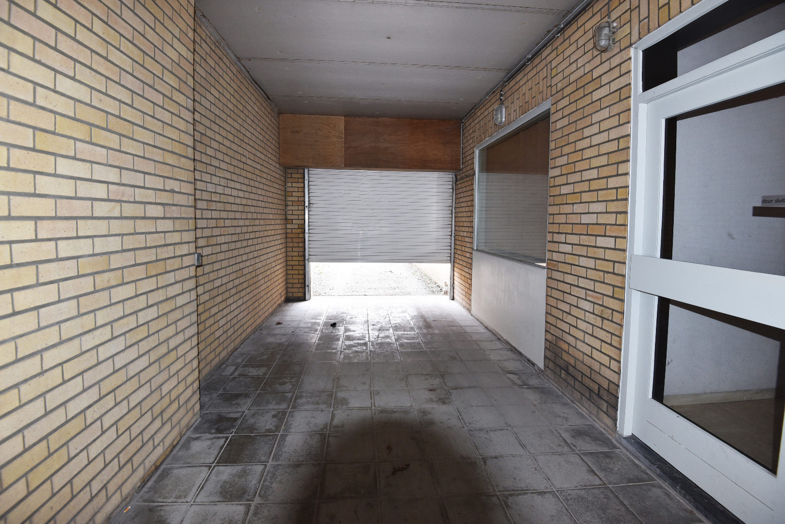 Gelijkvloers garagebox (2,9m x 5,8m) te Heist 