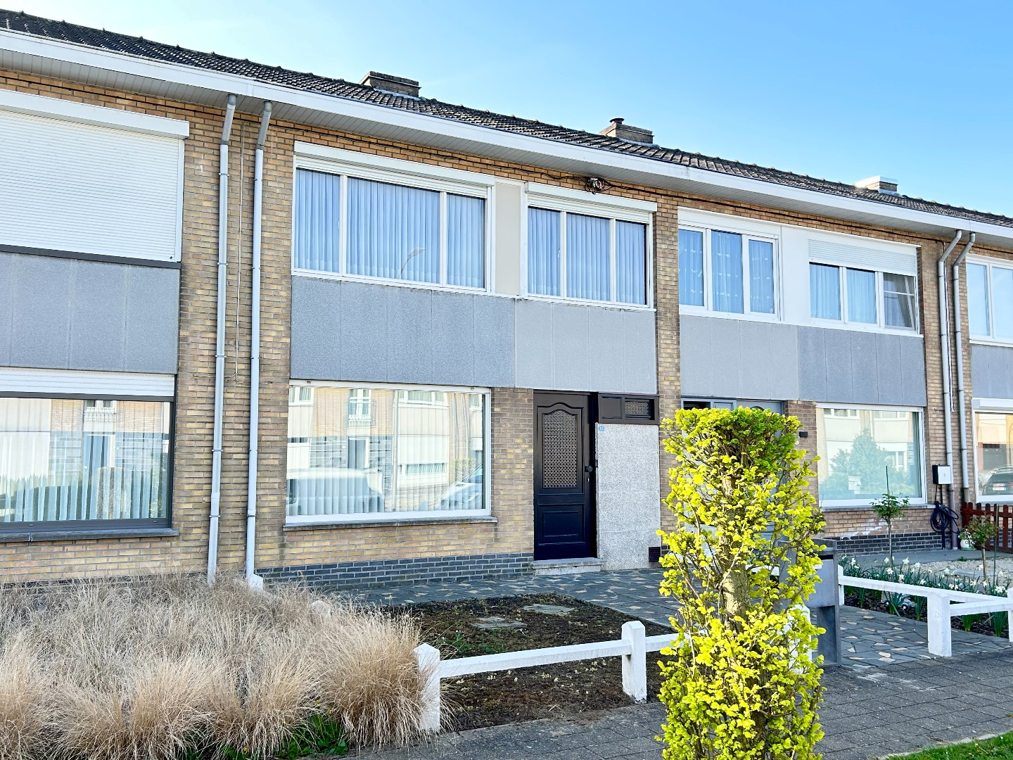 Verzorgde stadswoning met tuintje op 201m² 