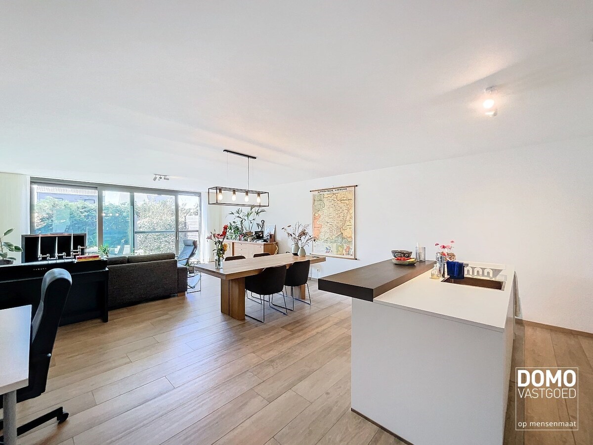 NIEUWBOUWWONING MET 3 SLAAPKAMERS EN TUIN VLAKBIJ CENTRUM HASSELT 