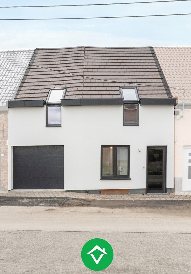 Woning met 3 slaapkamers en inpandige garage te Koekelare 