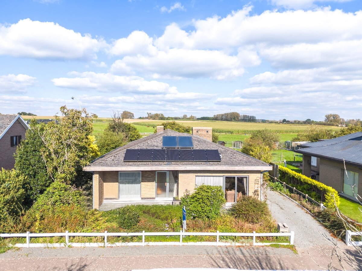 Landelijk gelegen laagbouwwoning te Leeuwergem 