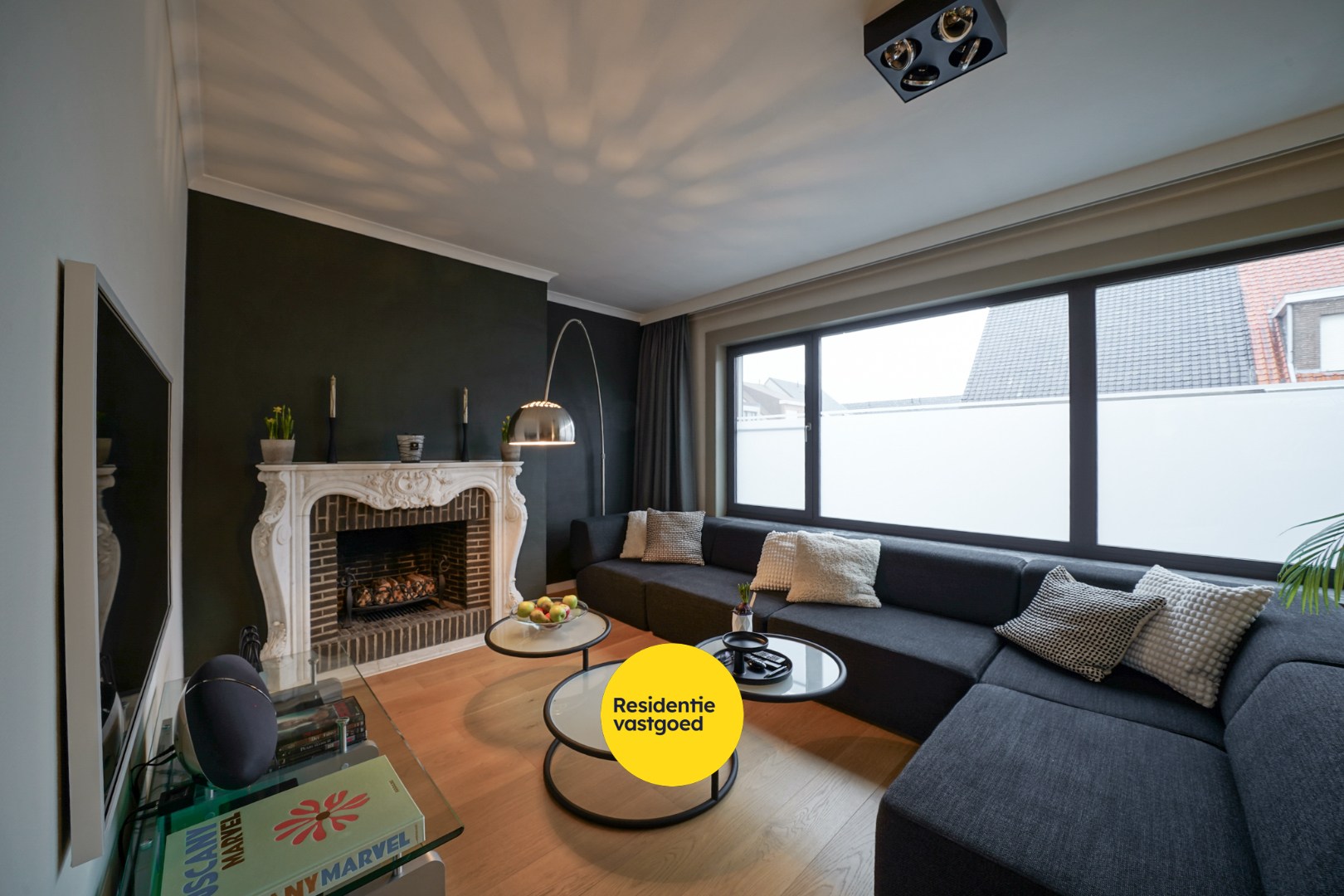 Ruime bel-étage woning met tuin en garage op rustige ligging te Bredene 