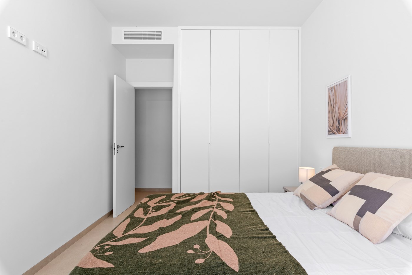 Nieuwbouw villa met 3 slaapkamers en privé zwembad  - Los Alcazares 