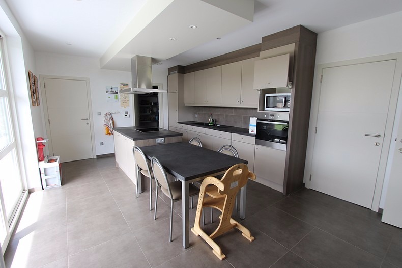 Alleenstaande woning met 4 slaapkamers te Diksmuide 