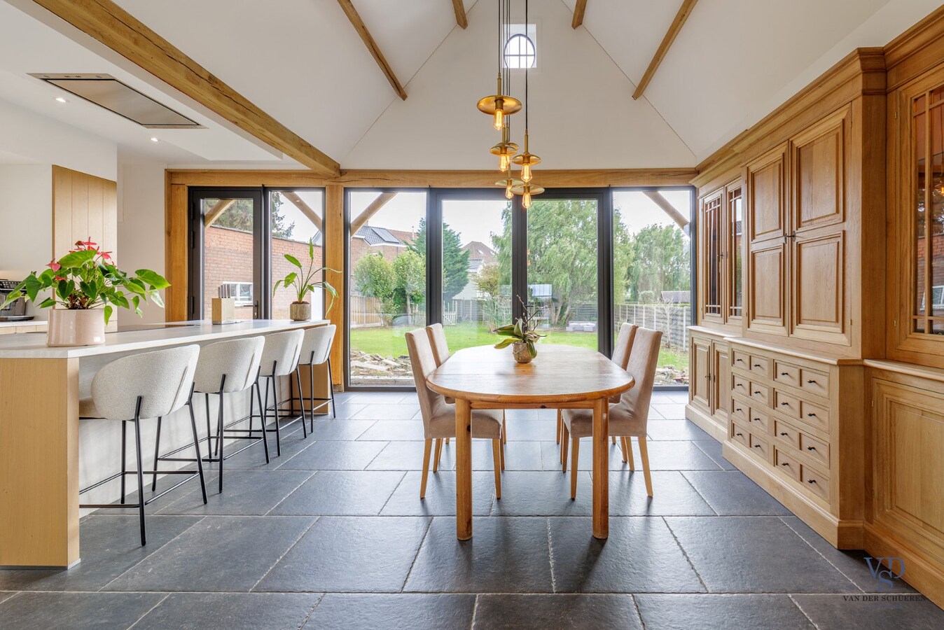 Charmant gerenoveerde villa met karakter en hedendaags comfort 