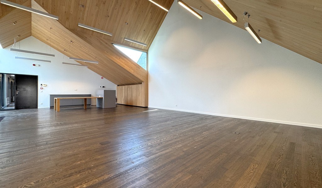 Kantoren en showrooms te huur Valkeniersnatie in Antwerpen