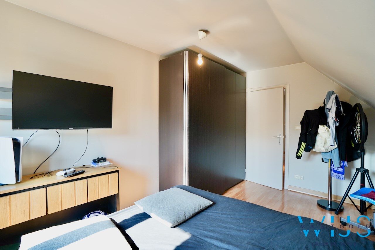 Stijlvolle alleenstaande woning met kapsalon te Kluizen 