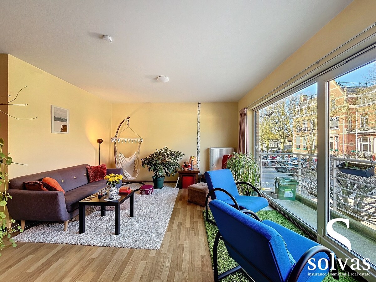 Recent twee slaapkamer appartement op toplocatie te Evergem! 