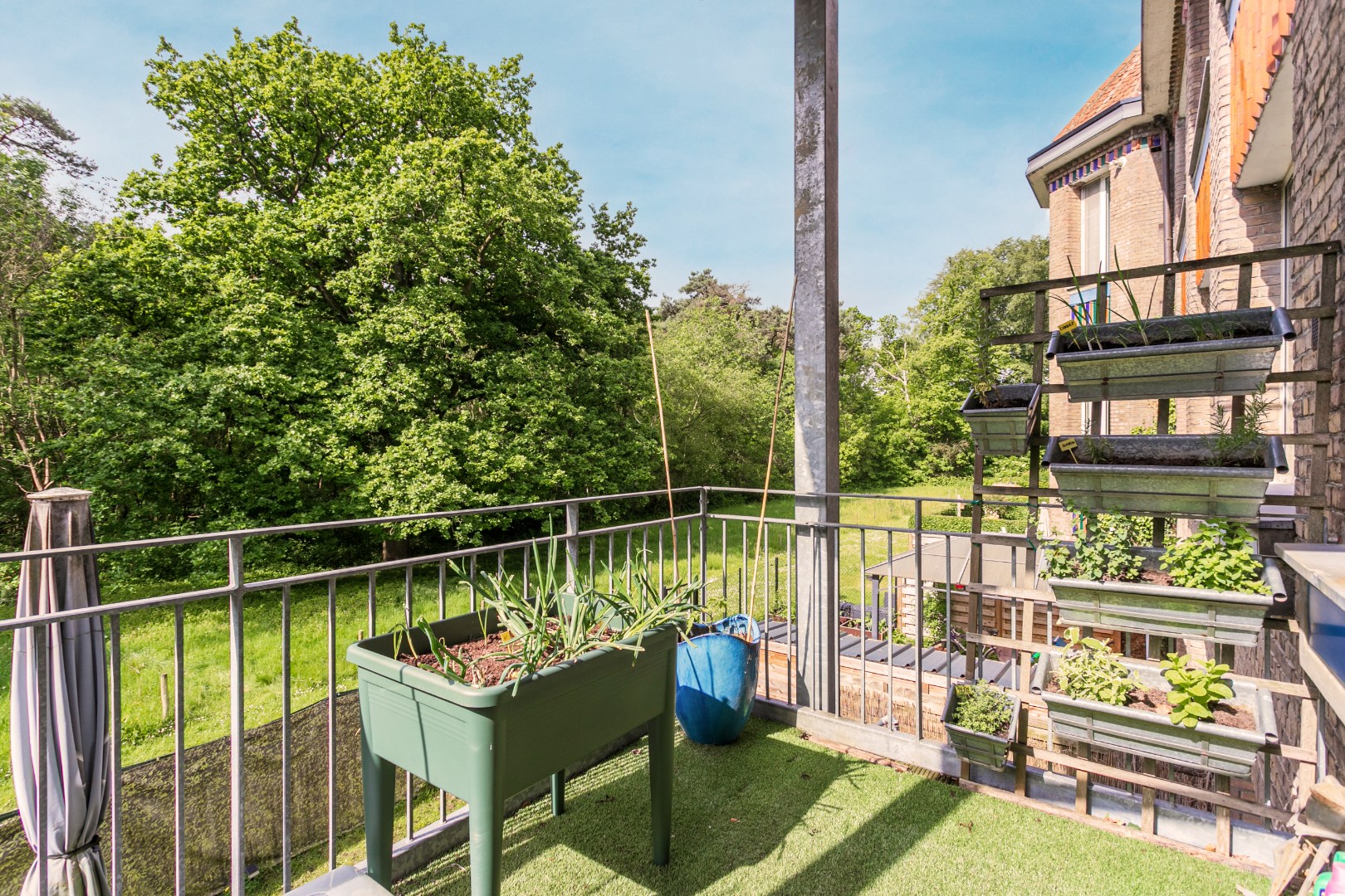 Uniek gelegen 2slpk-appartement in het Kluisbos 