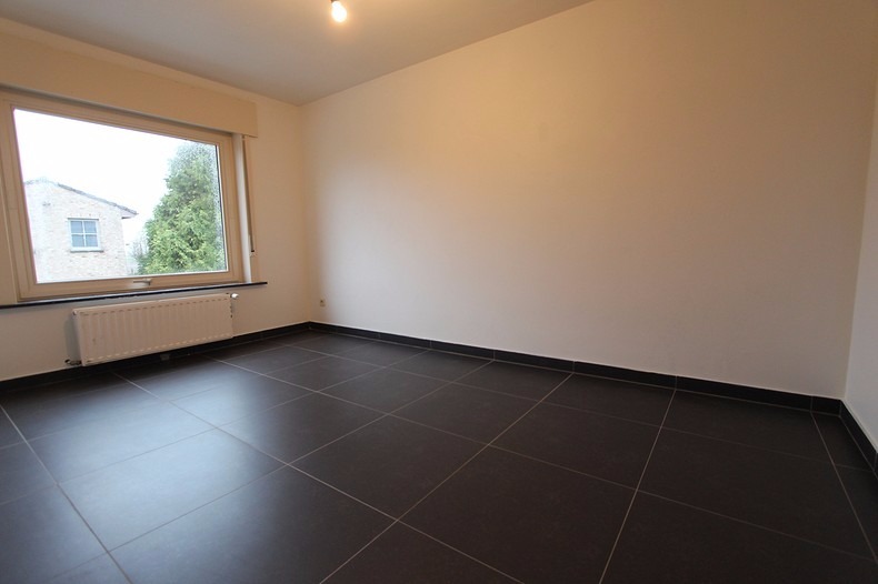 Woning met 3 slaapkamers tuin en garage te Koekelare 