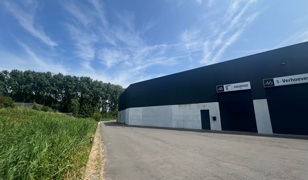 Magazijn te huur in Triphon Bedrijvenpark in Zelzate