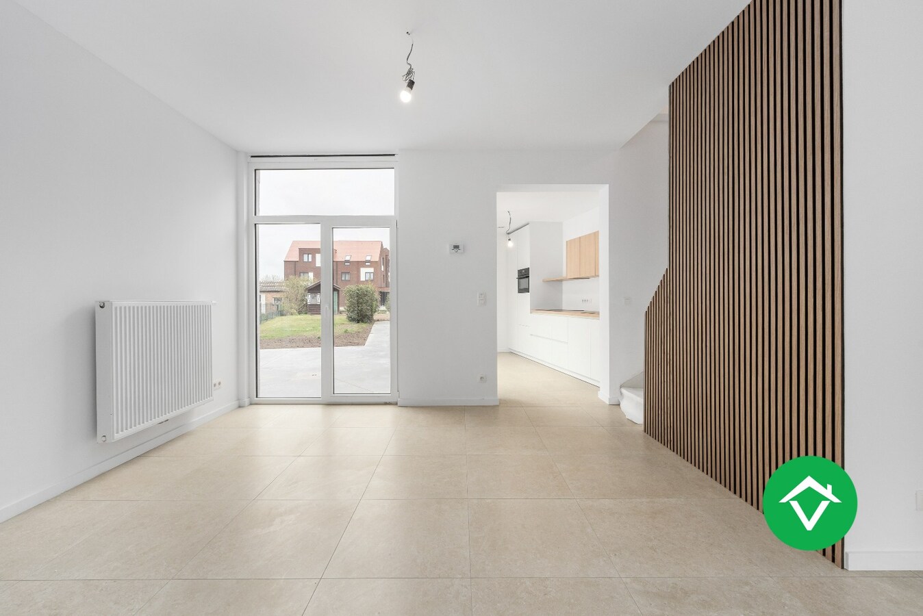 Volledig gerenoveerde woning (EPB B) met garage op topligging te Eernegem 