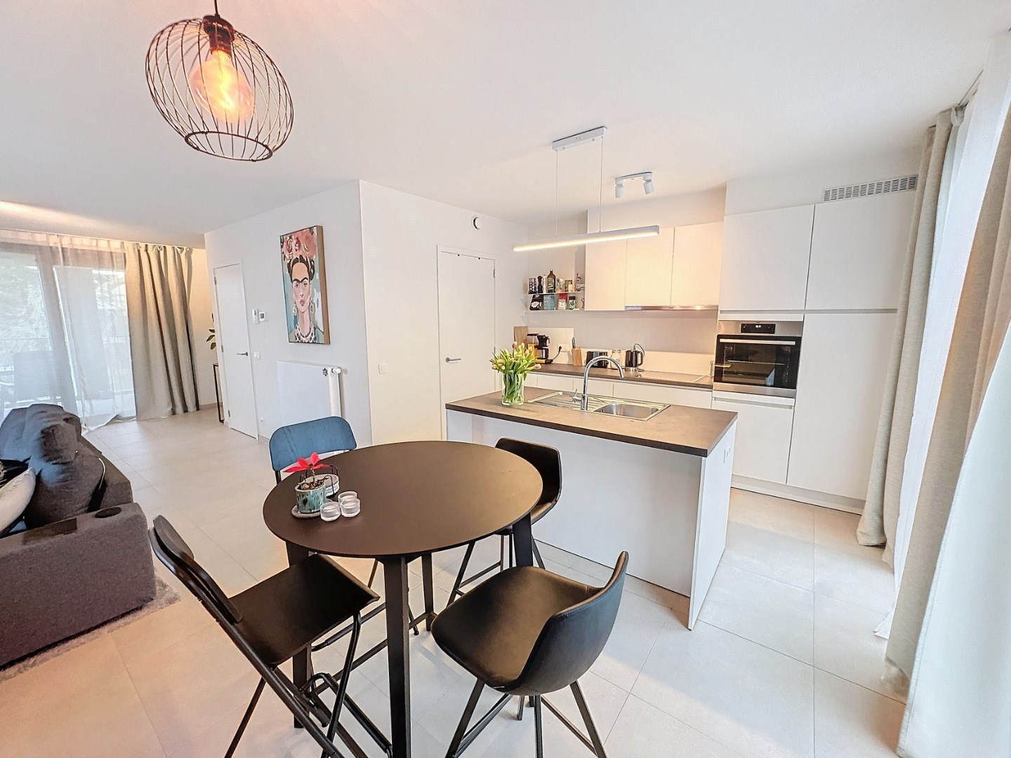 Centraal gelegen, ruim en energiezuinig appartement met 3 slaapkamers 