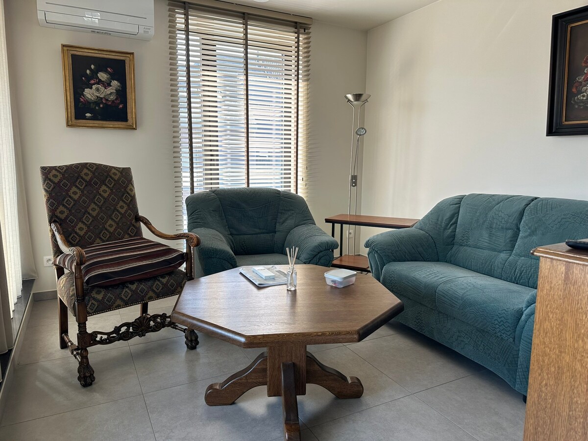 Recent appartement met 2 slaapkamers en terras 