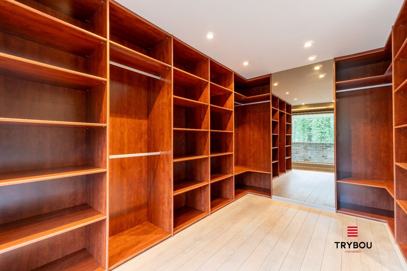 Exclusieve villa aan de bosrand te Houthulst 