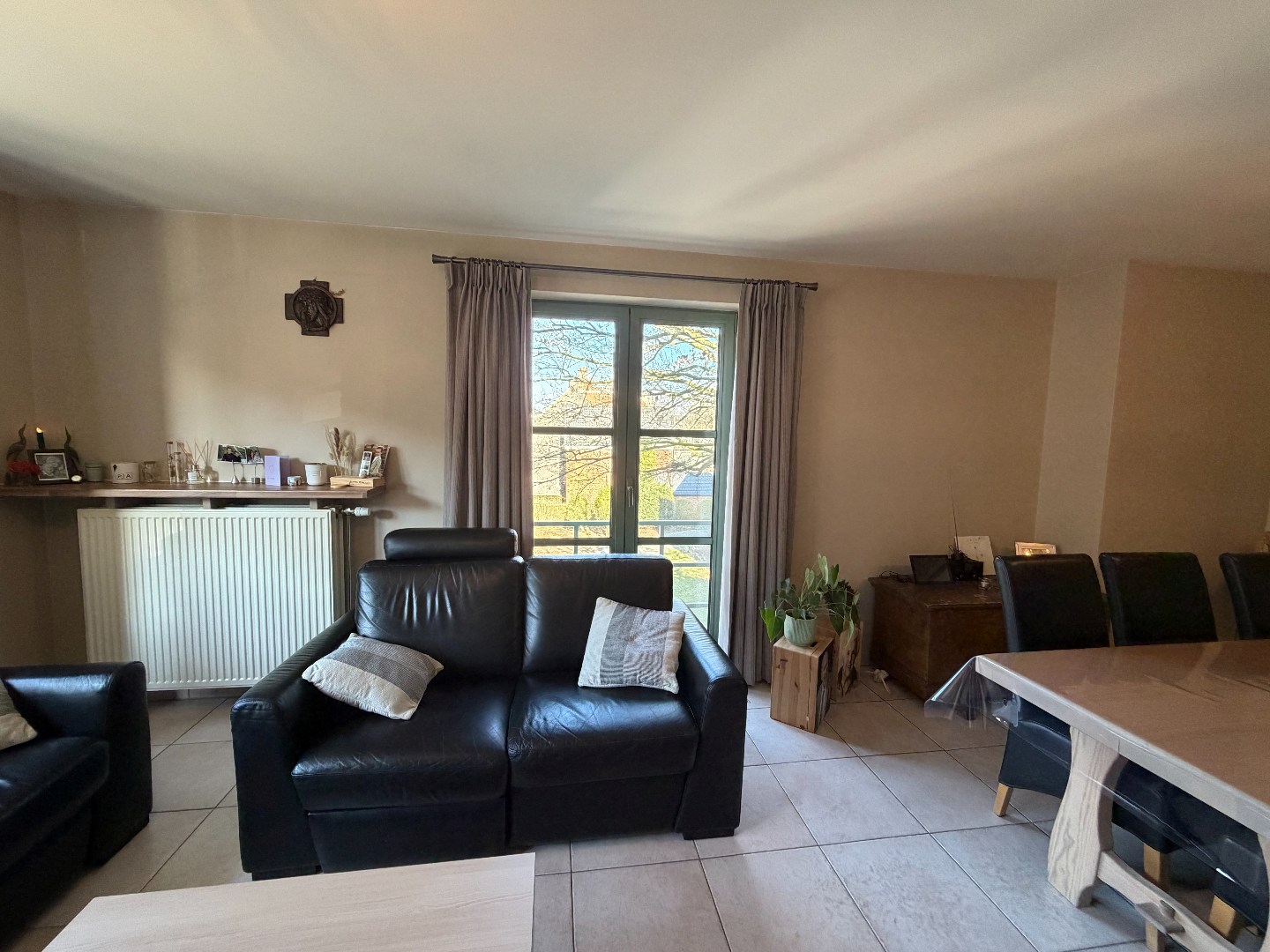 Verzorgd en centraal gelegen appartement met 2 slaapkamers – Centrumstraat 29D, Olsene 