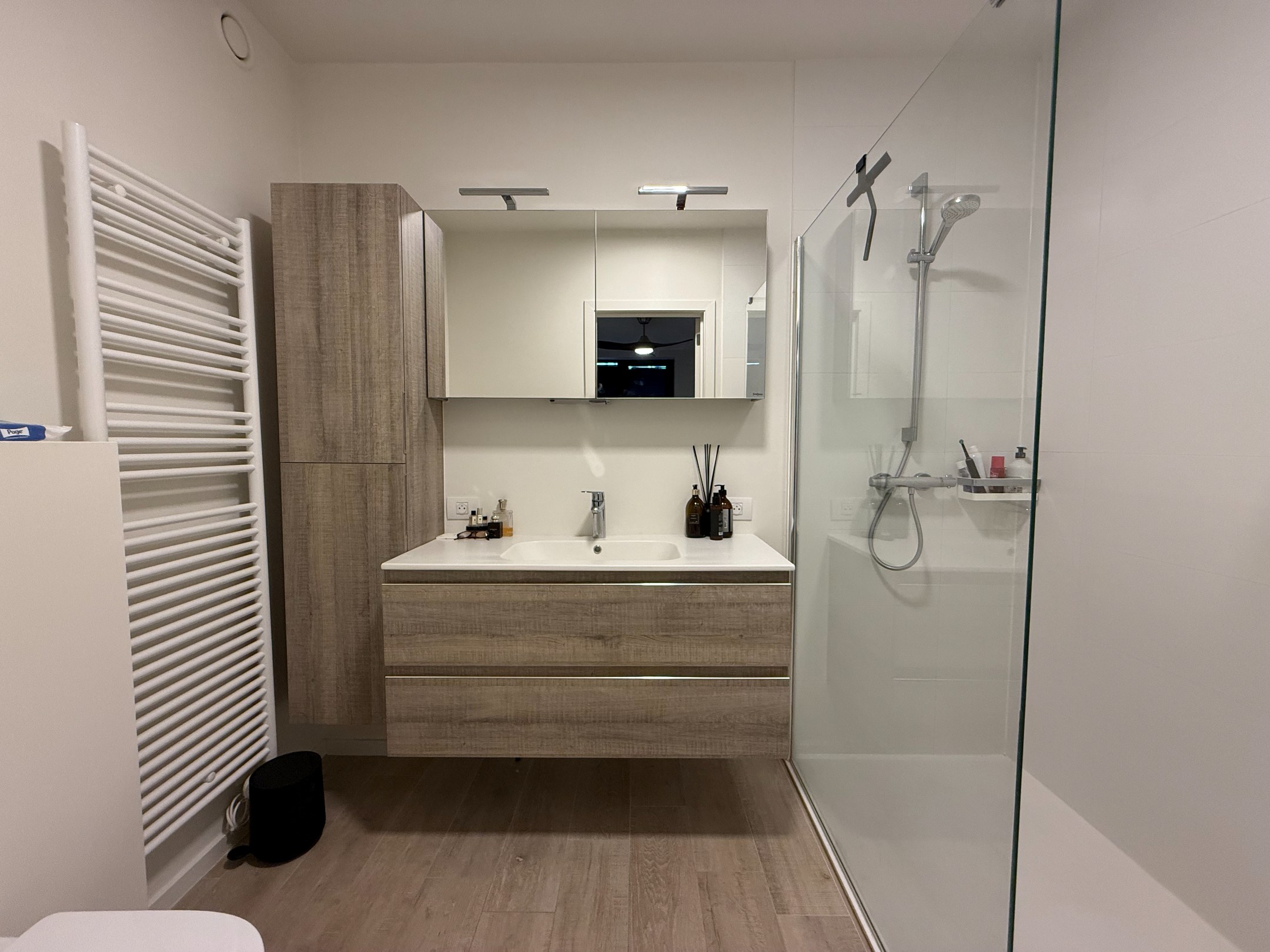 Ongemeubeld - Magnifiek woonappartement aan de zonnekant van de Lippenslaan, op wandelafstand van het strand. 