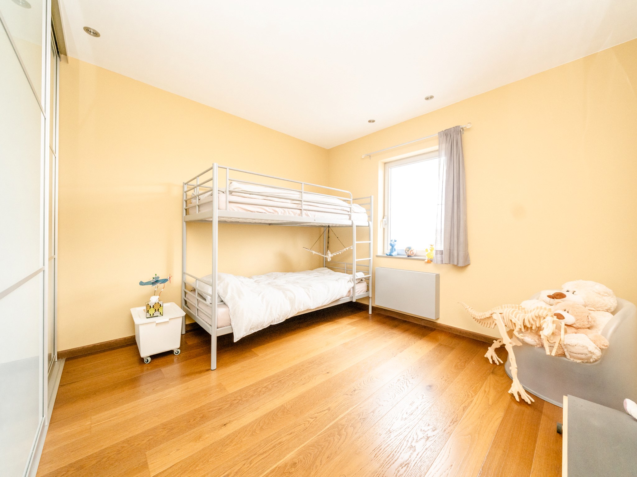 Moderne nieuwbouwvilla met zicht op groen 