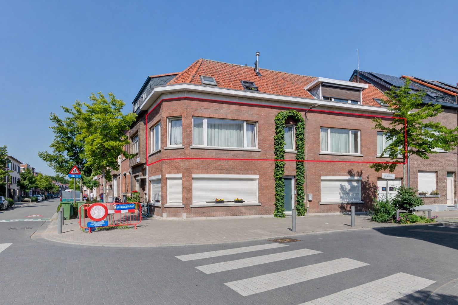 Appartement met twee slaapkamers en gezellig terrasje te Merksem! 