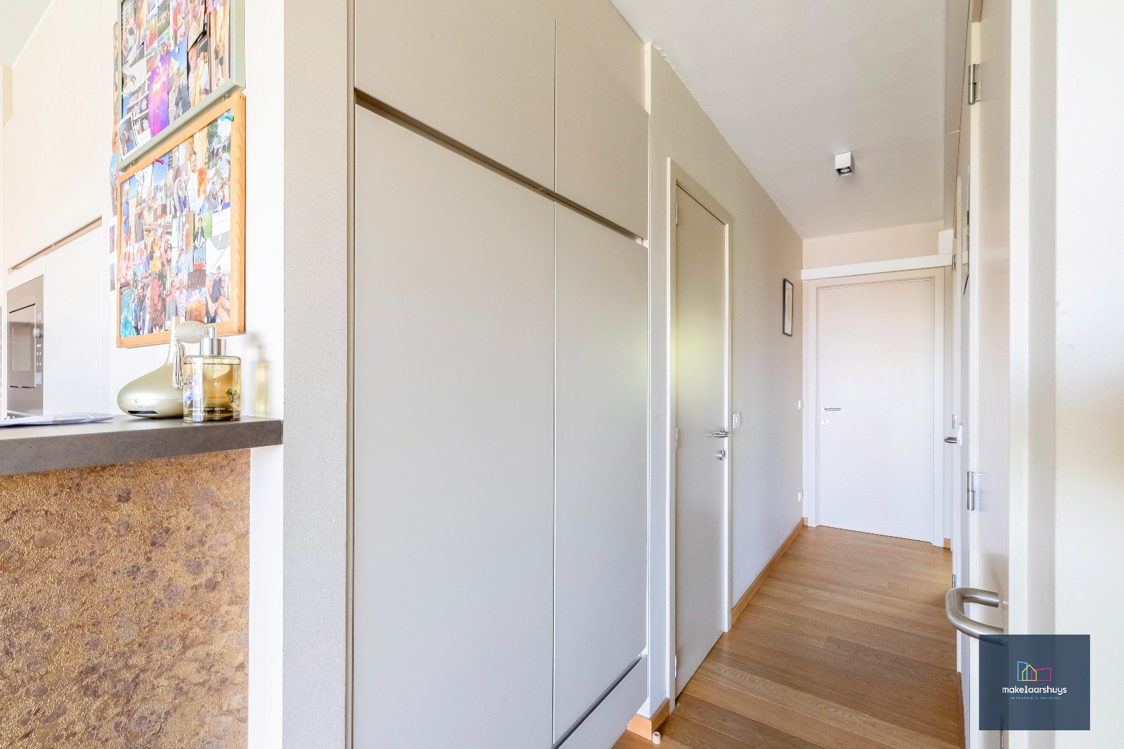 Stijlvol 2 slpk. appartement met ruim terras en staanplaats 