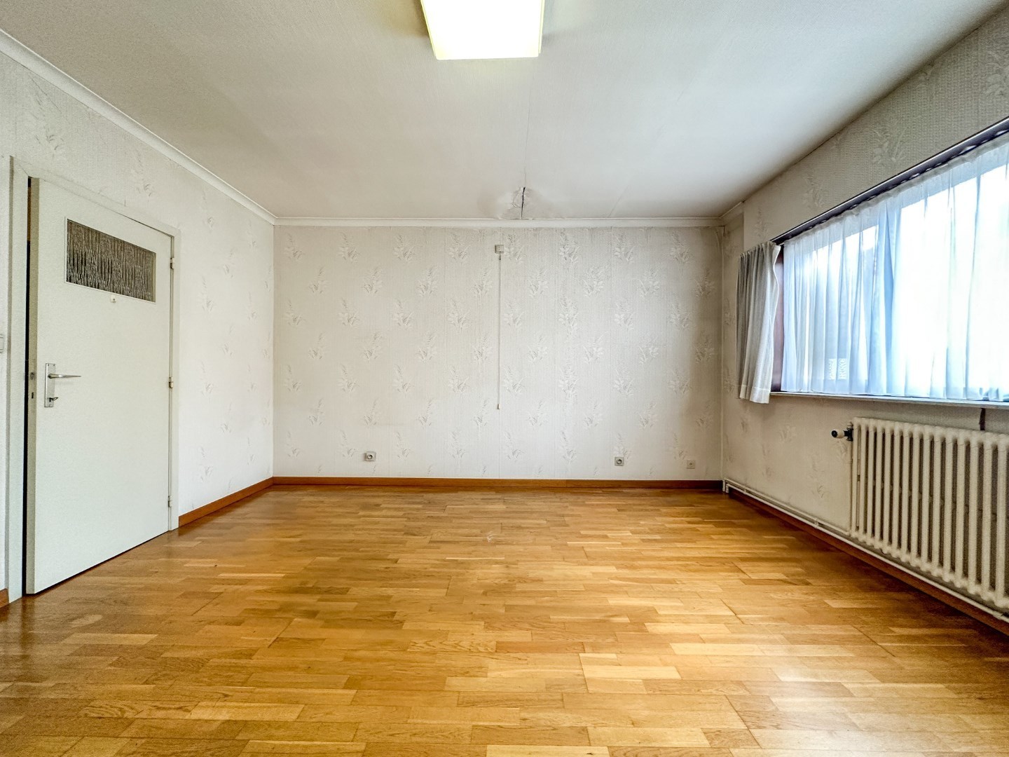 Stadswoning met private garage, terras en tuin, mét lift, Torhout 