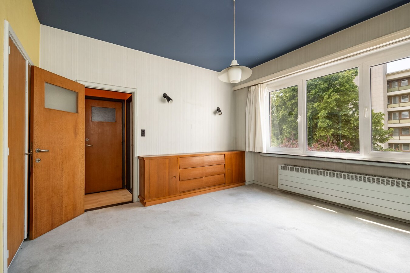 Te renoveren bel-étage met tuin in de Tentoonstellingswijk! 