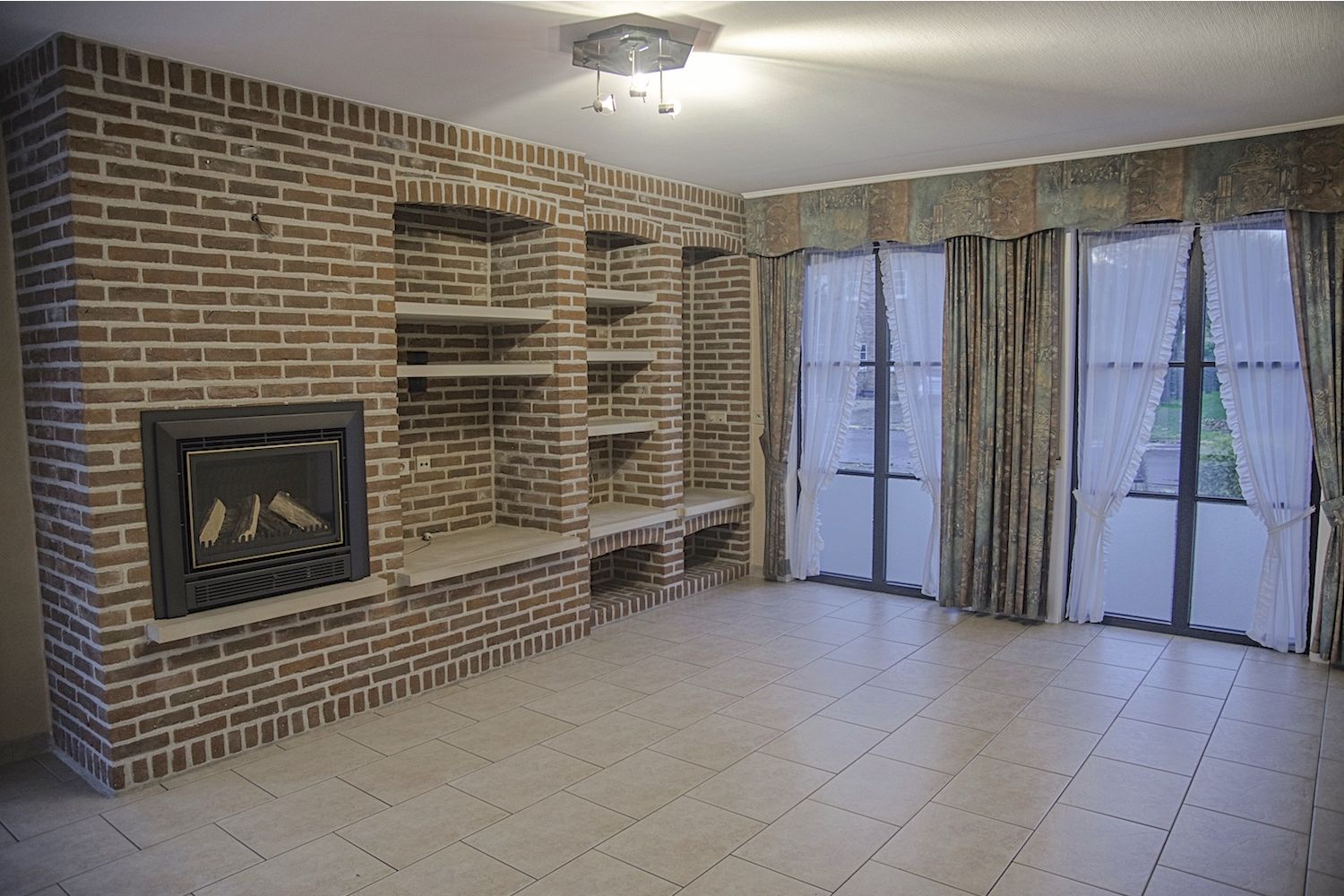 Ruime villa in rustige woonwijk 