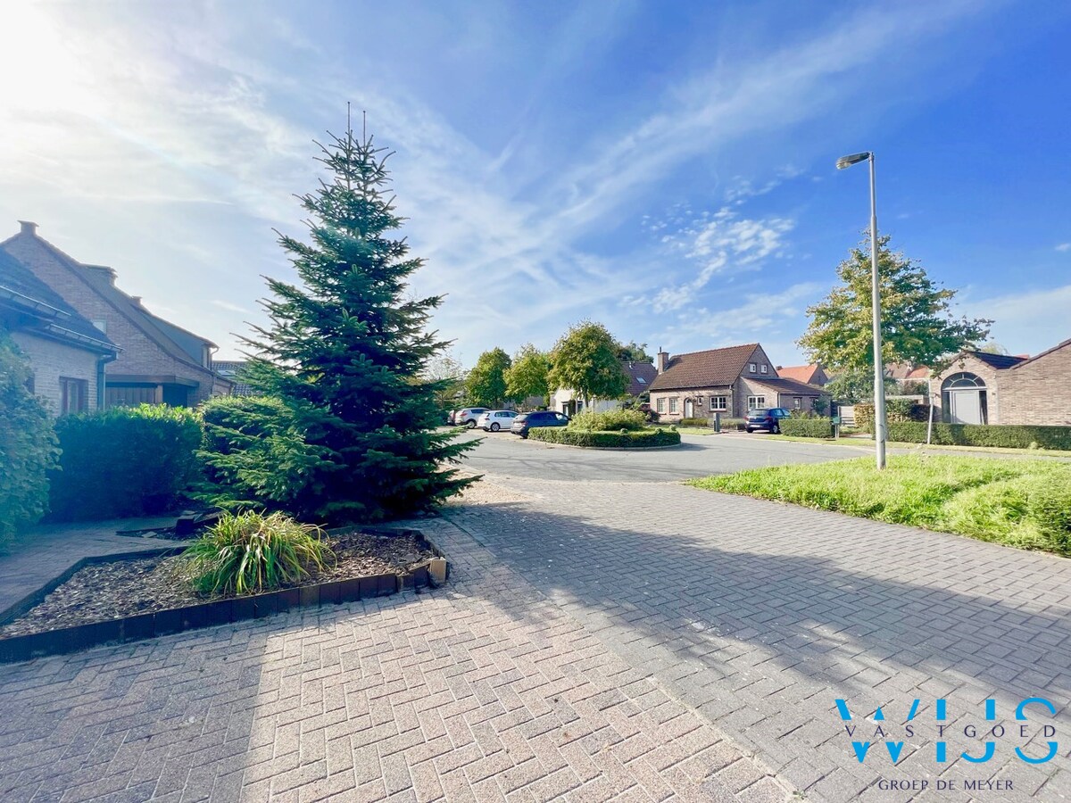 Ideaal woonhuis op TOPlocatie te Oostakker ! 