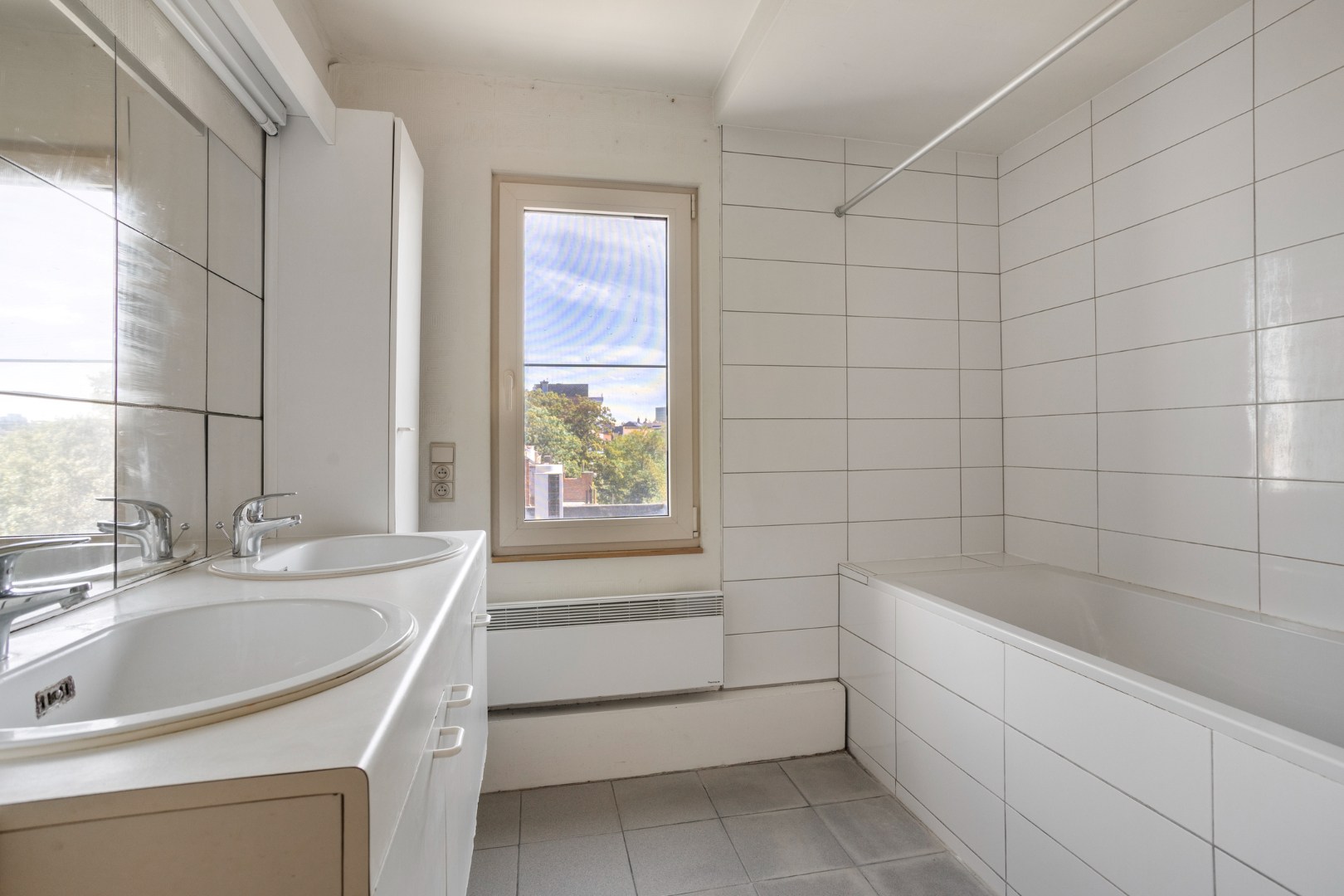 Centraal gelegen appartement met 2 slaapkamers en groot terras in Leuven 