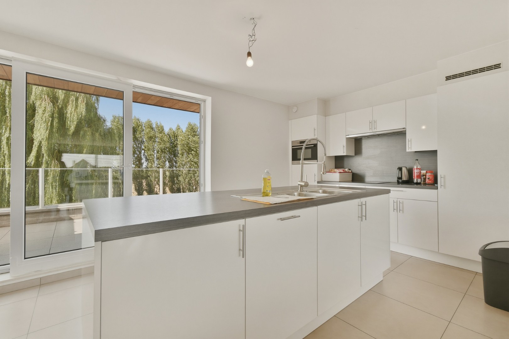 Duplexappartement met 3 slaapkamers te huur in Eernegem! 