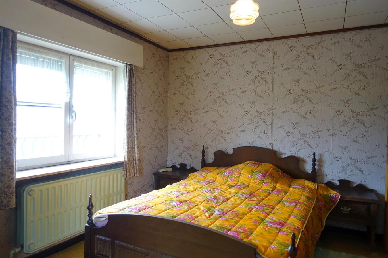 Op te knappen villa op landelijke ligging 