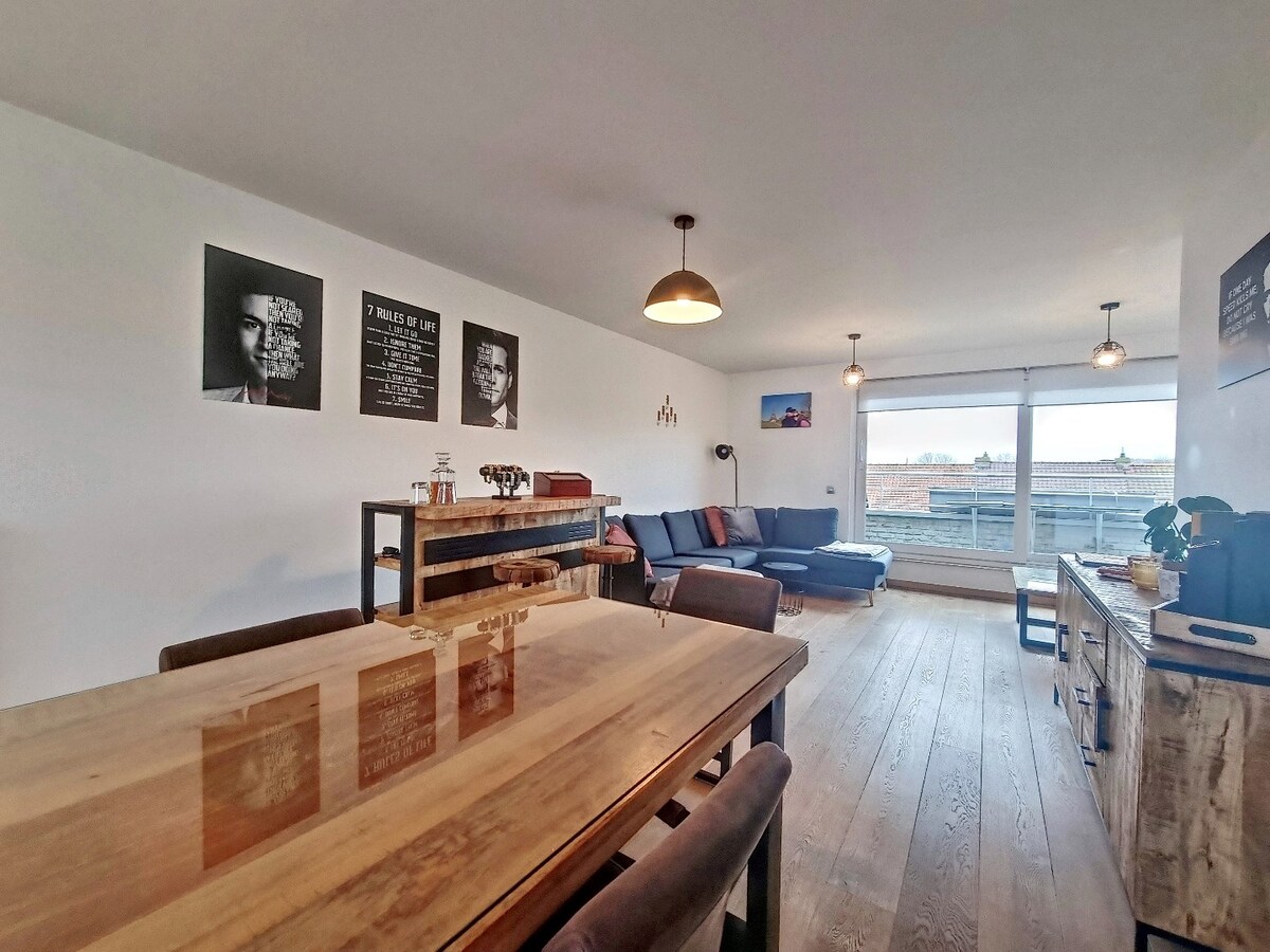 Récent appartement duplex à Nieuport. 