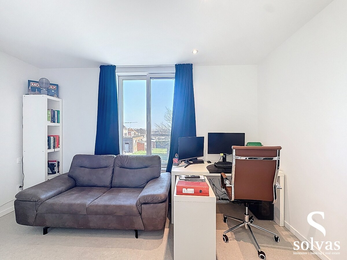 Ruim en luxueus appartement in hartje Zomergem 