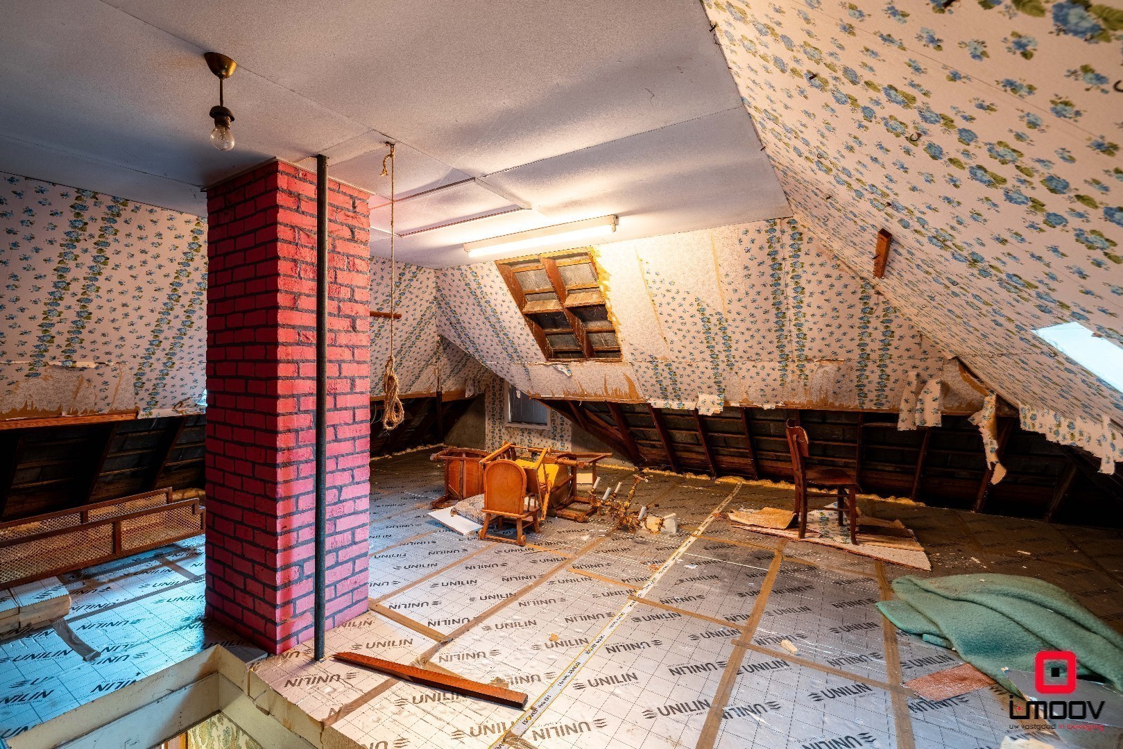 Charmante naoorlogse woning met veel potentieel te Zwijnaarde 