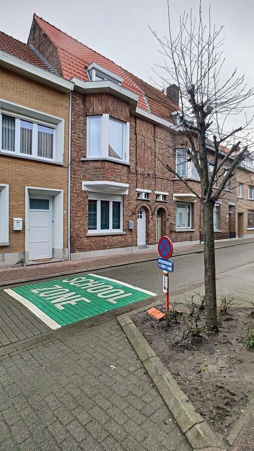 Knap gerenoveerde gezinswoning met 3 slaapkamers  - Heist 