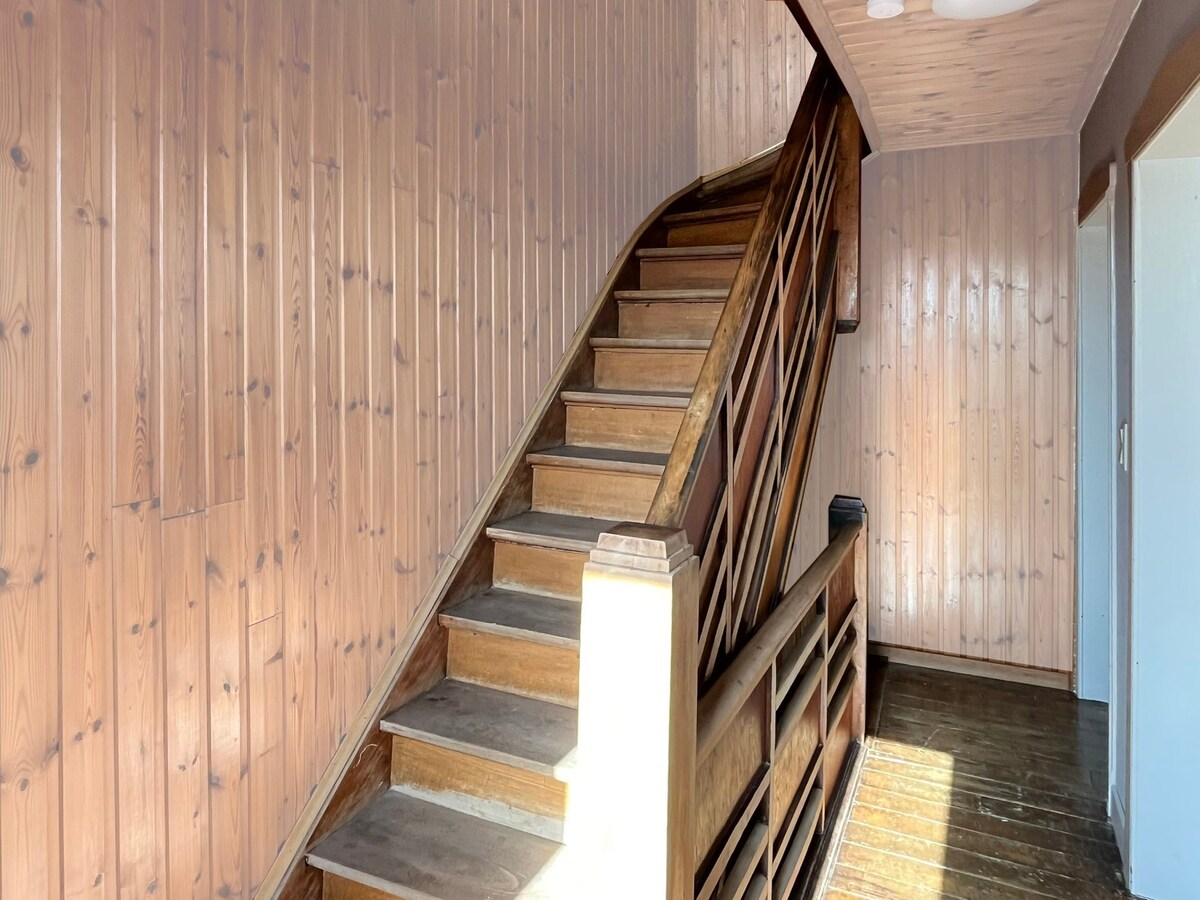 Interbellum-woning met 4 slaapkamers en tuin 