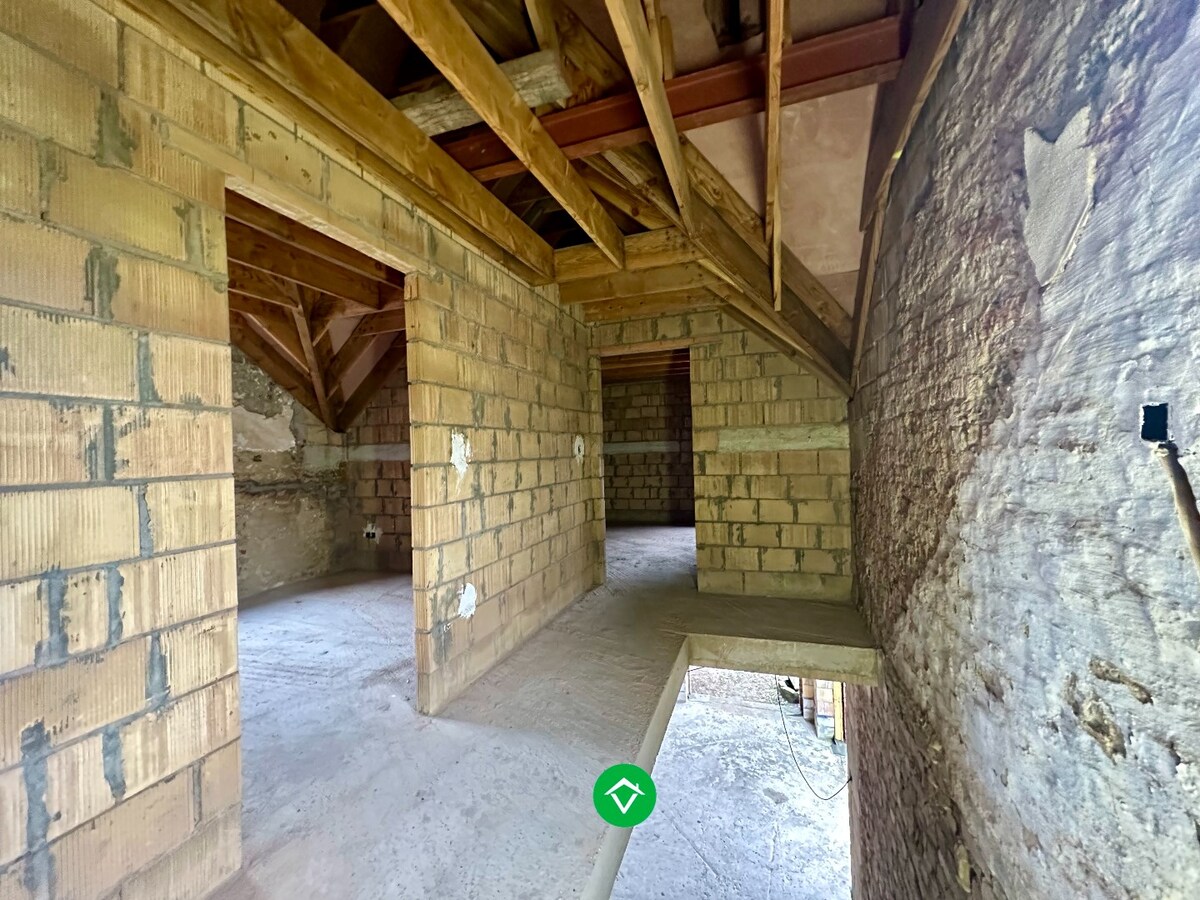 Woning met 4 slaapkamers te Eernegem 